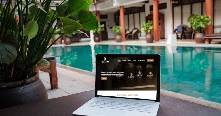Descubra Como Se Tornar um Nômade Digital com um Negócio de Desenvolvimento de Sites